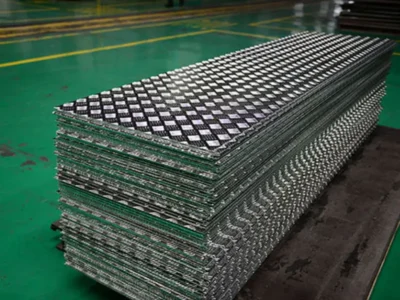 Diamond Plate Aluminum 4